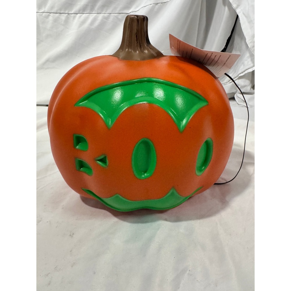 Hyde & EEK Boutique Halloween Boo Light Up Pumpkin Jack-O-Lantern Orange Green